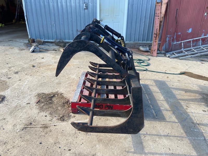 Attachments  Brush Grapple - 6.5' Photo